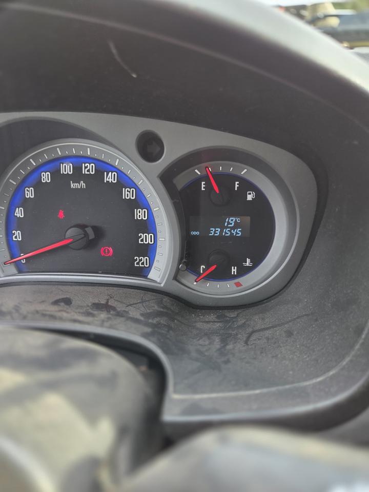 Weitere Automarken Isuzu d-max Pickup kein Hilux Navara 2007 — photo 6