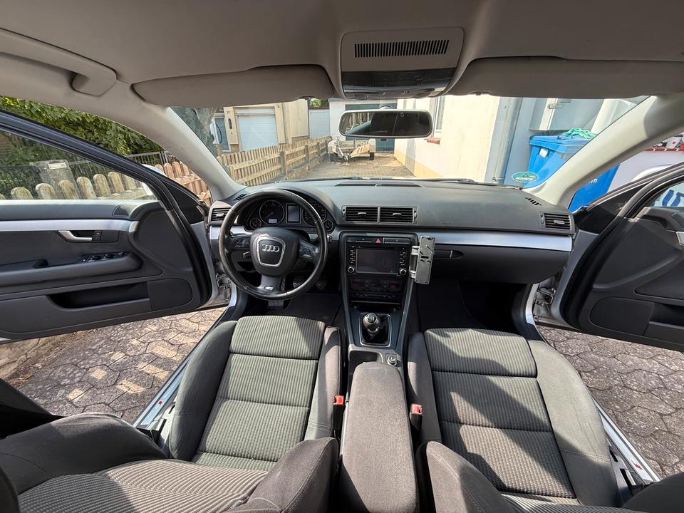 Audi A4 2007 — photo 13