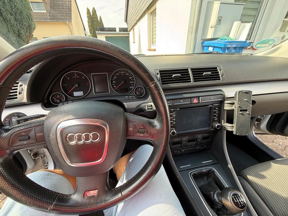 Audi A4 2007 — photo 15