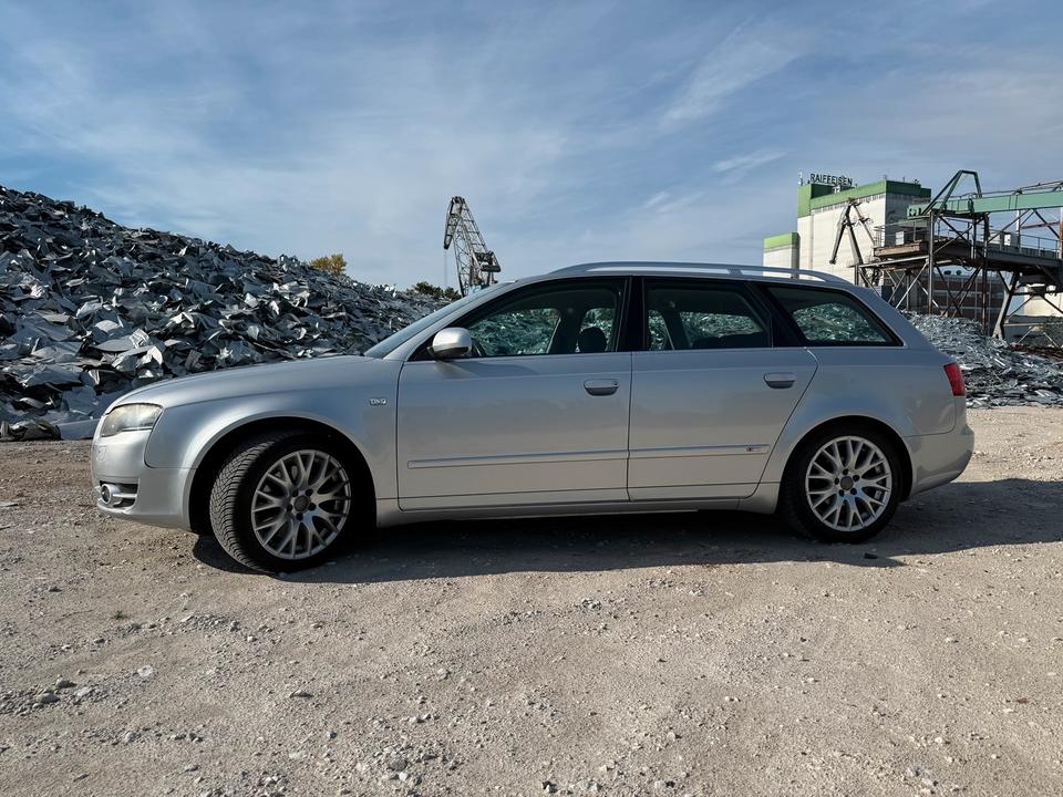 Audi A4 2007 — rear view