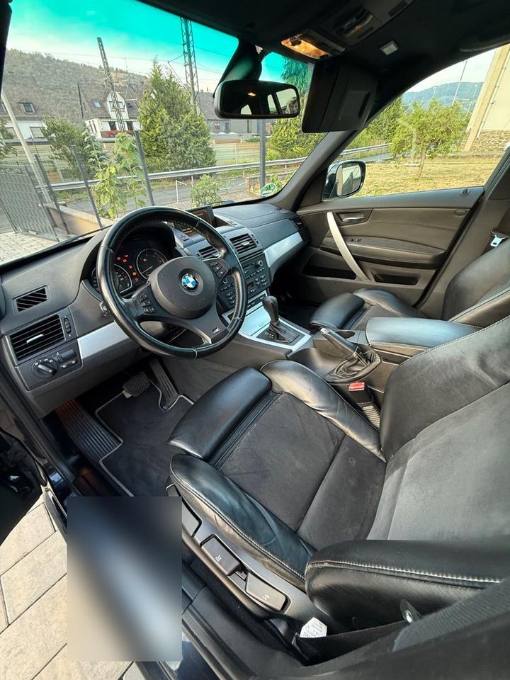 BMW X3 2010 — photo 10