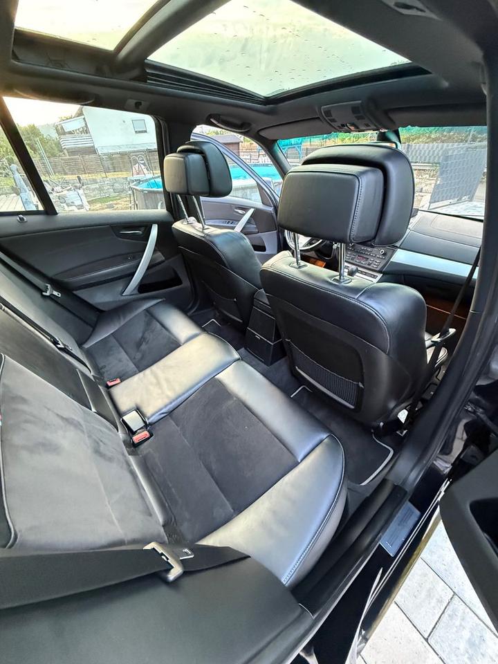 BMW X3 2010 — photo 13