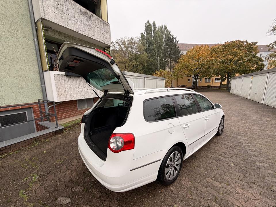 Volkswagen Passat Variant 2010 — двигун