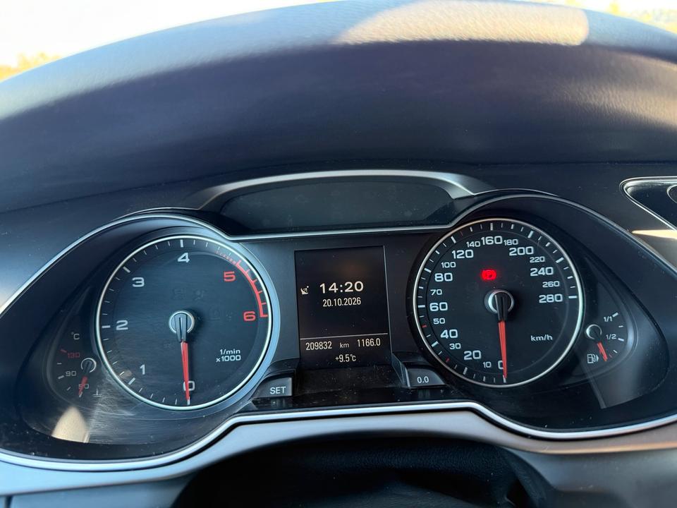 Audi A4 2013 — photo 10
