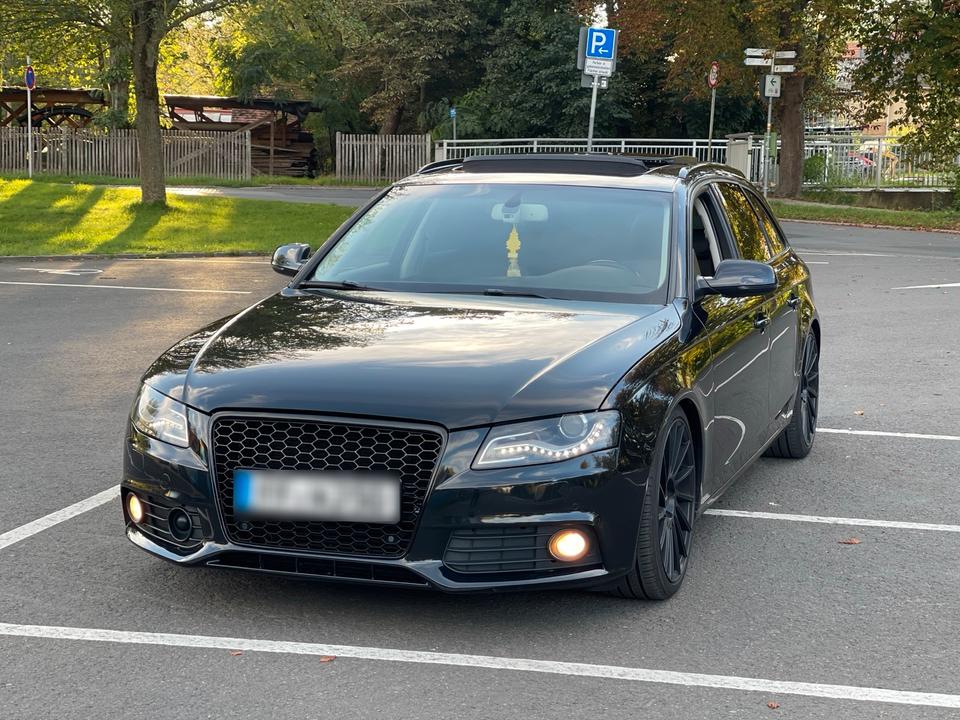 Audi A4 2011 — rear view