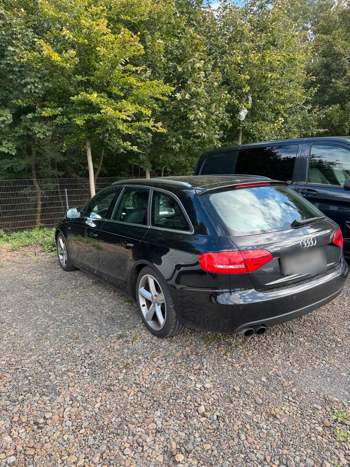 Audi A4 2011 — photo 5