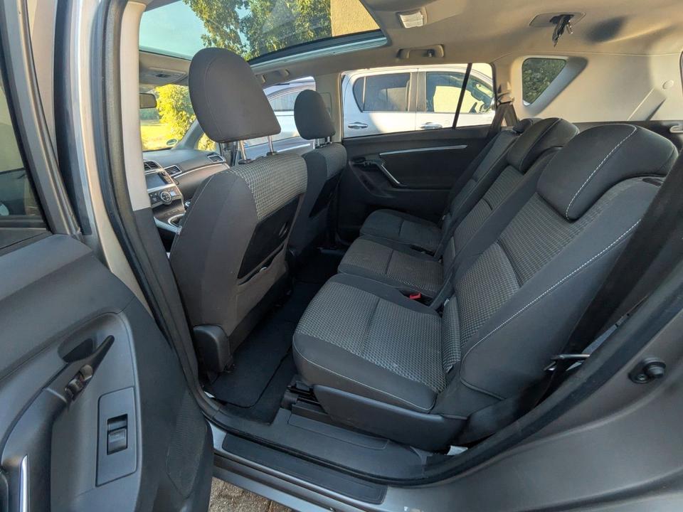 Toyota Verso 2015 — engine
