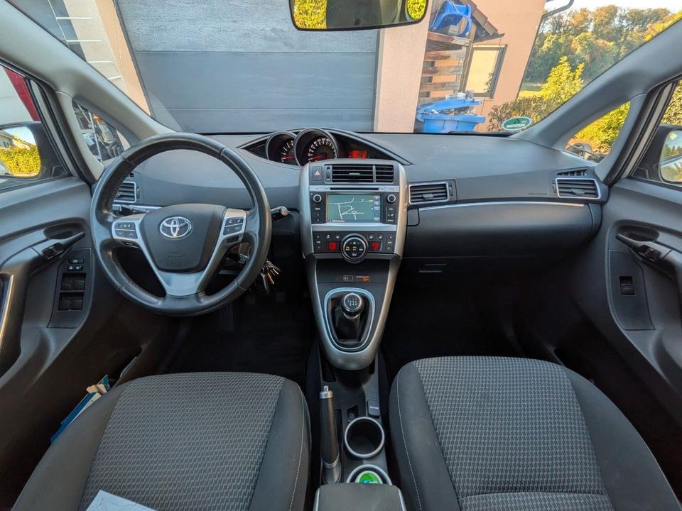 Toyota Verso 2015 — photo 5
