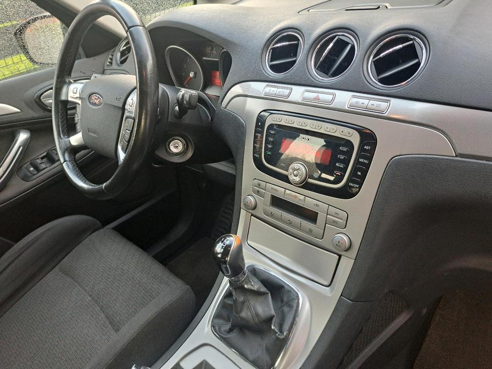 Ford S-Max 2008 — photo 13