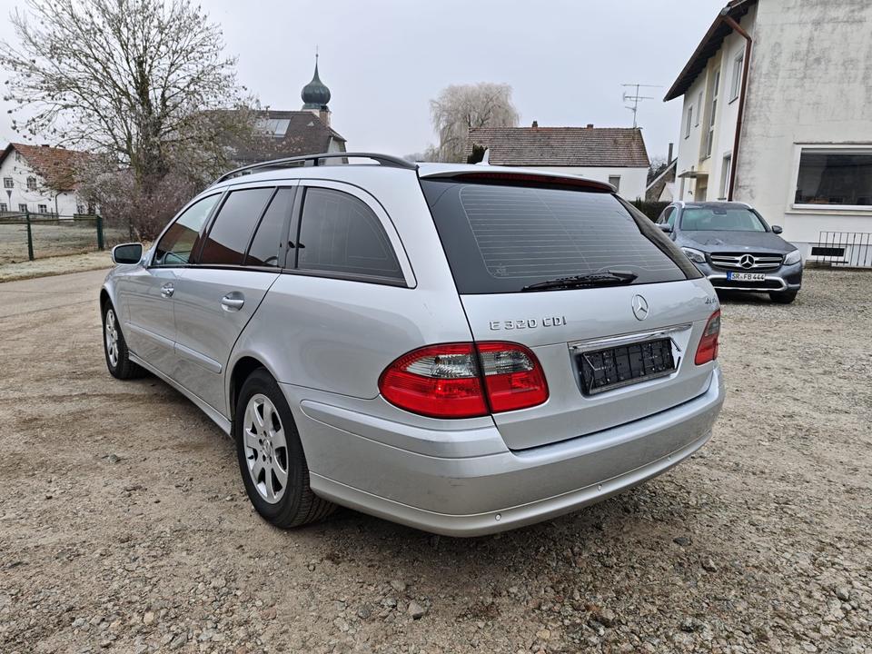Mercedes Benz E 320 2006 — engine