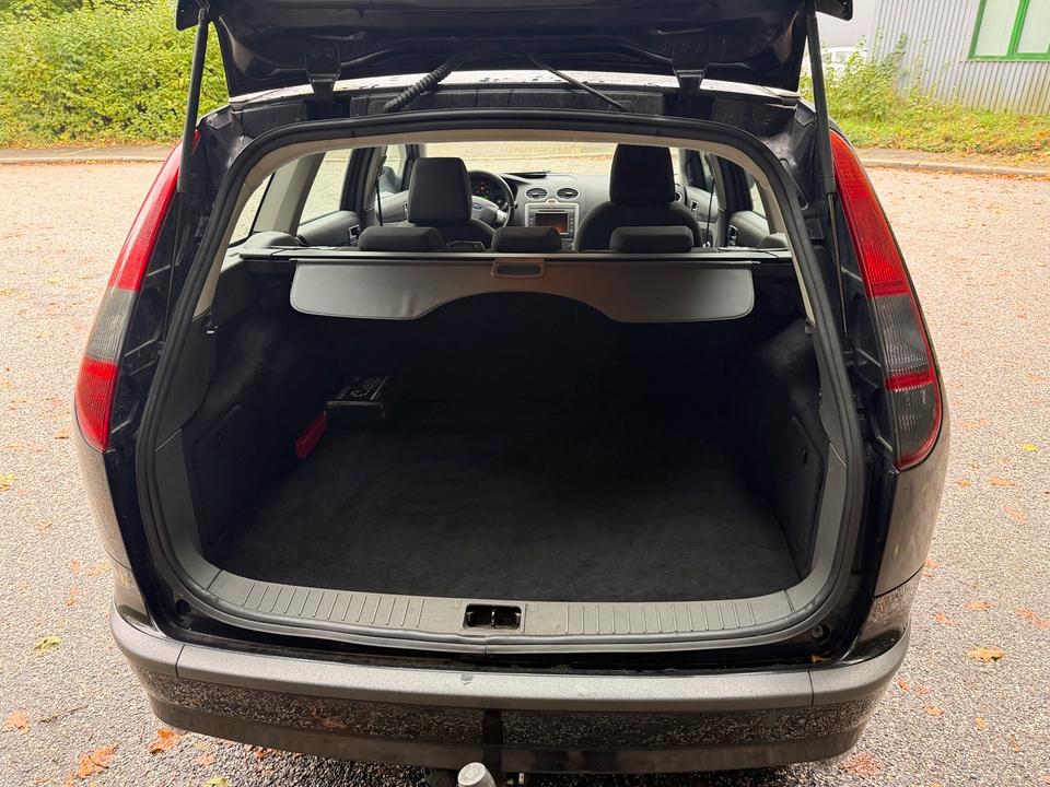 Ford Focus 2006 — photo 7