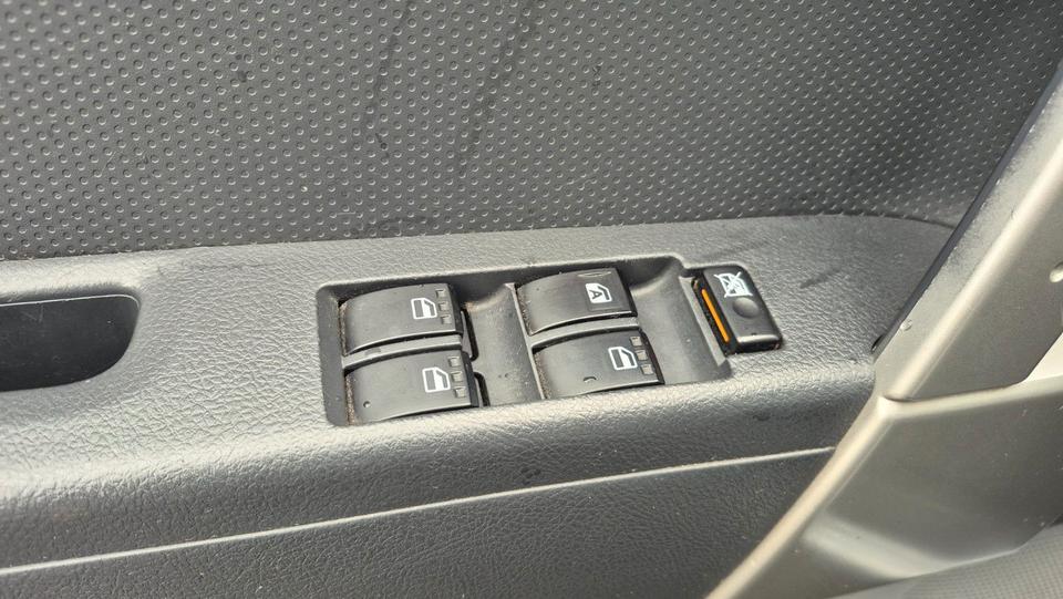 Daihatsu Terios 2006 — photo 19