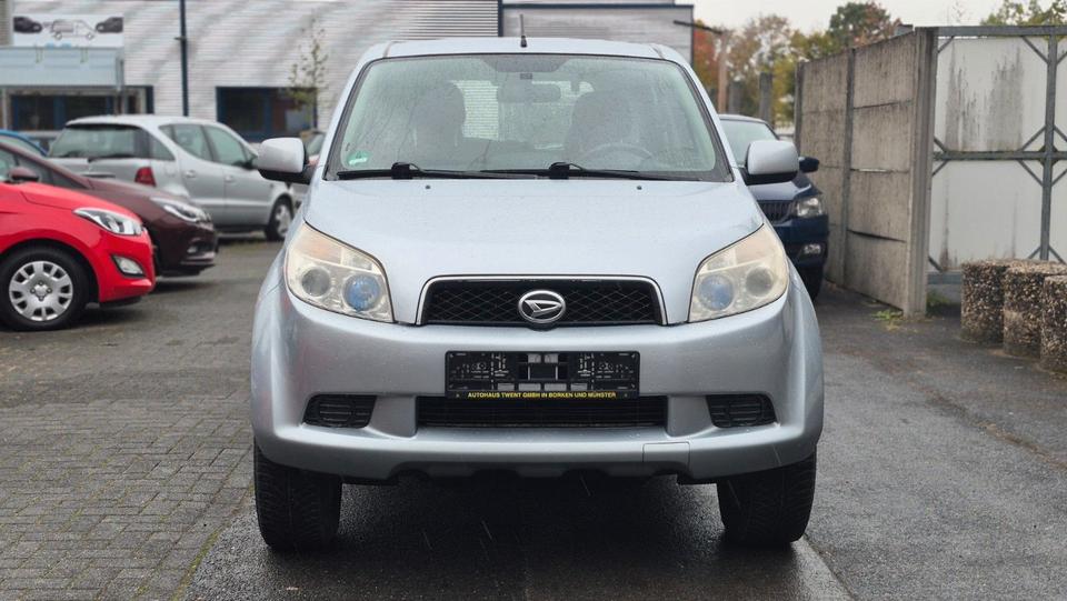 Daihatsu Terios 2006 — rear view