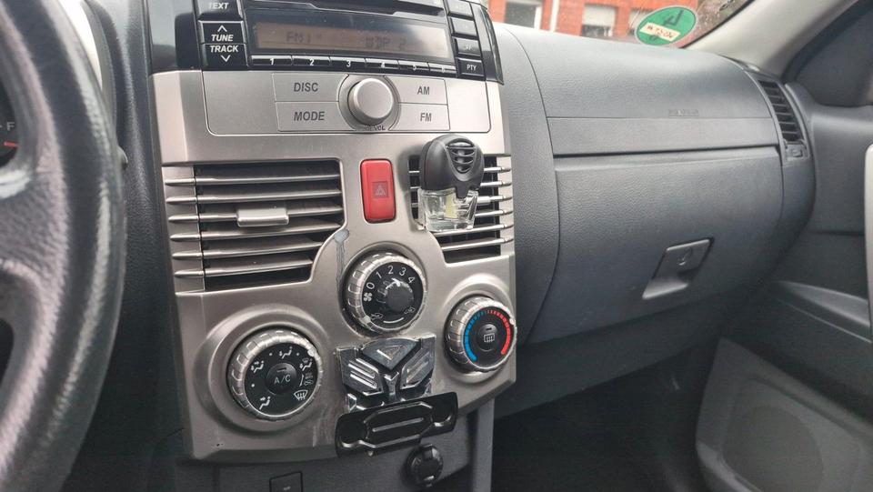 Daihatsu Terios 2006 — photo 21