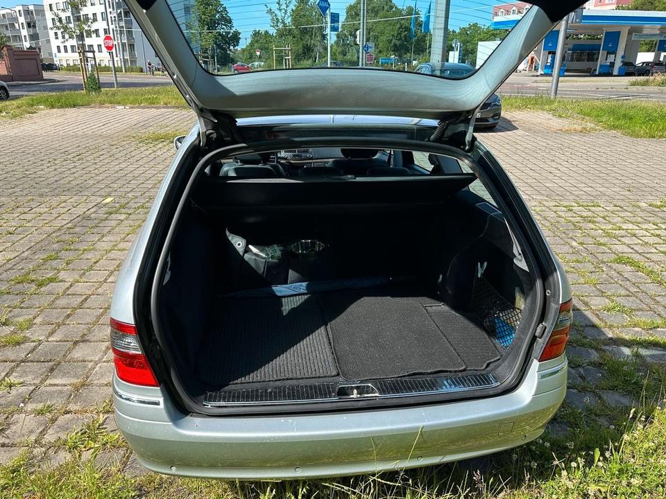 Mercedes Benz 220 2007 — photo 5