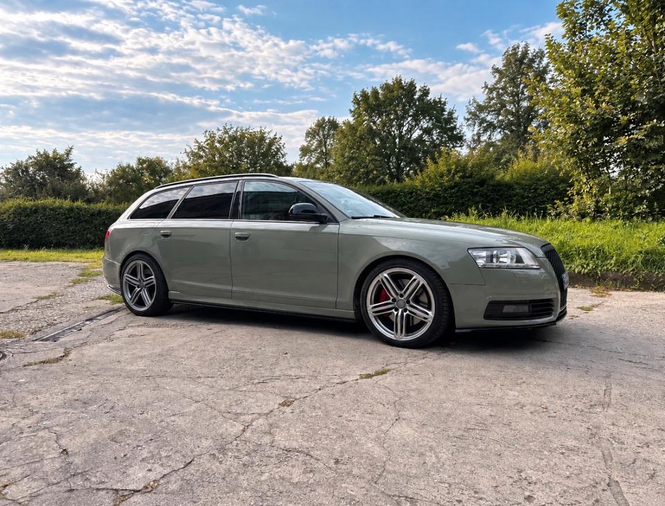 Audi A6 2010 — вигляд ззаду