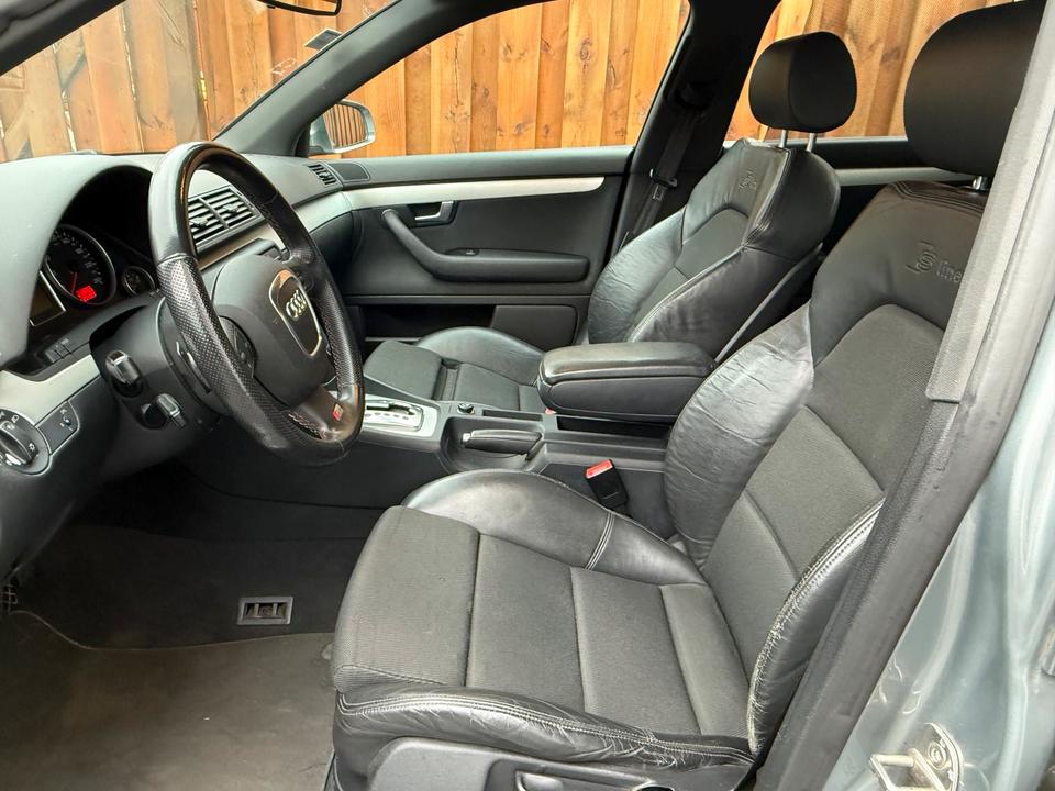 Audi A4 2007 — photo 7