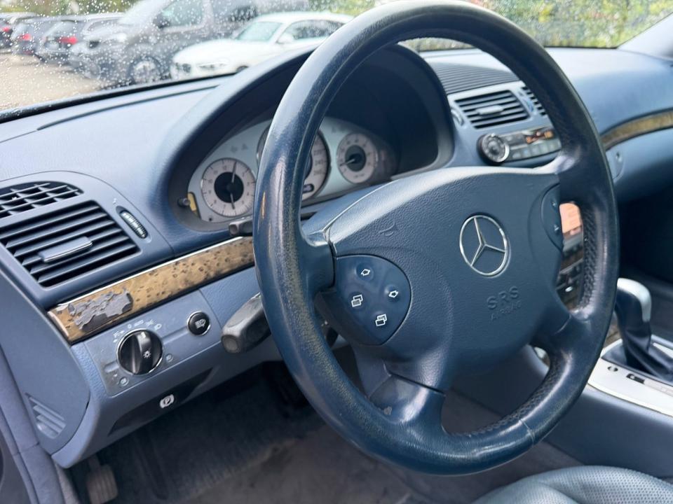Mercedes Benz E 50 2004 — photo 16