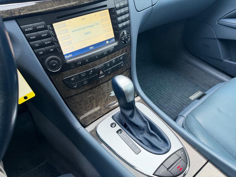 Mercedes Benz E 50 2004 — photo 18