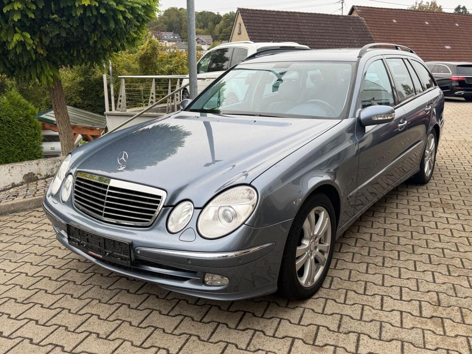 Mercedes Benz E 50 2004 — interior