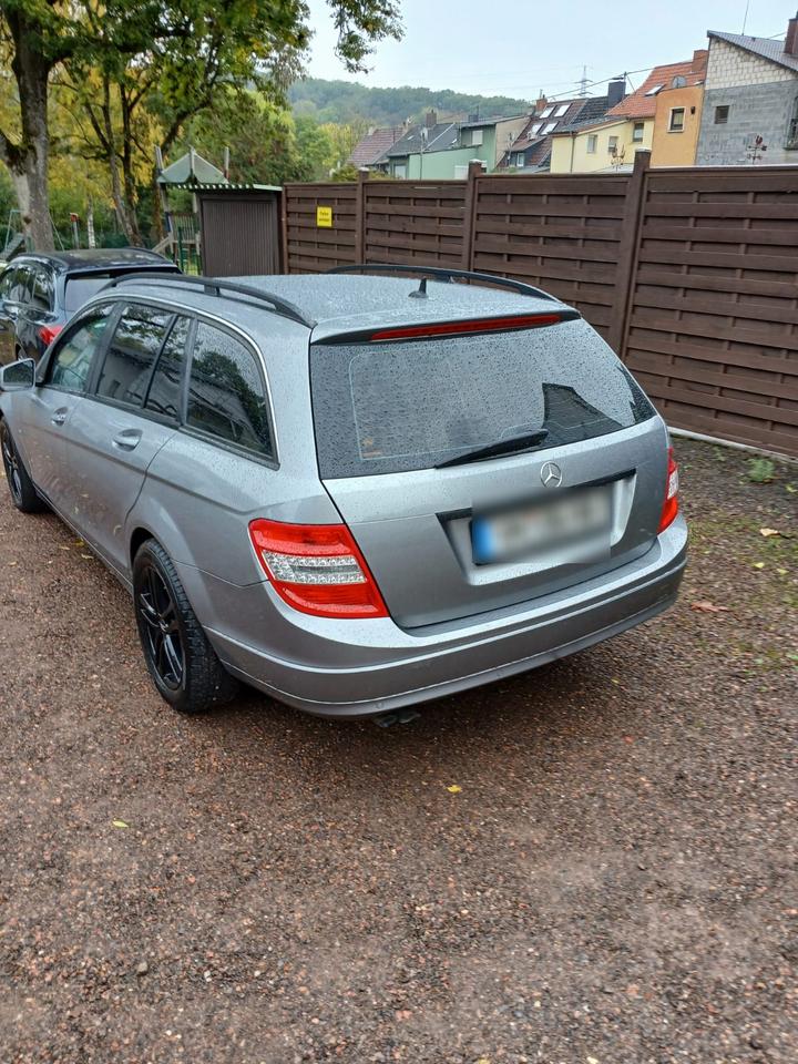 Mercedes Benz C 200 2010 — photo 19
