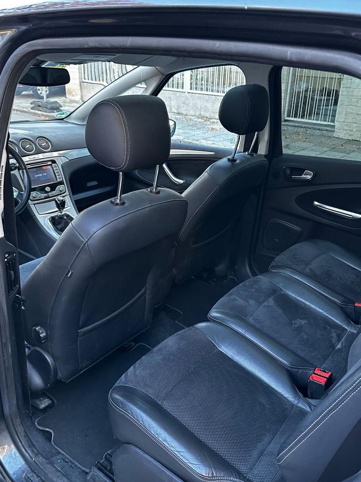 Ford S-Max 2008 — photo 9
