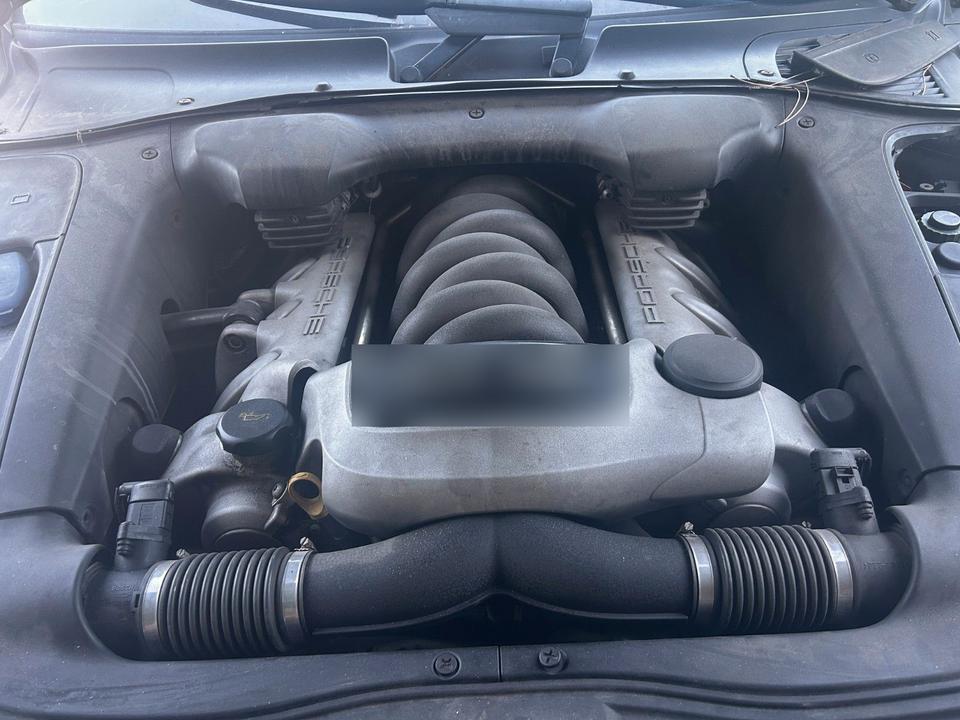 Porsche Cayenne 2006 — photo 9