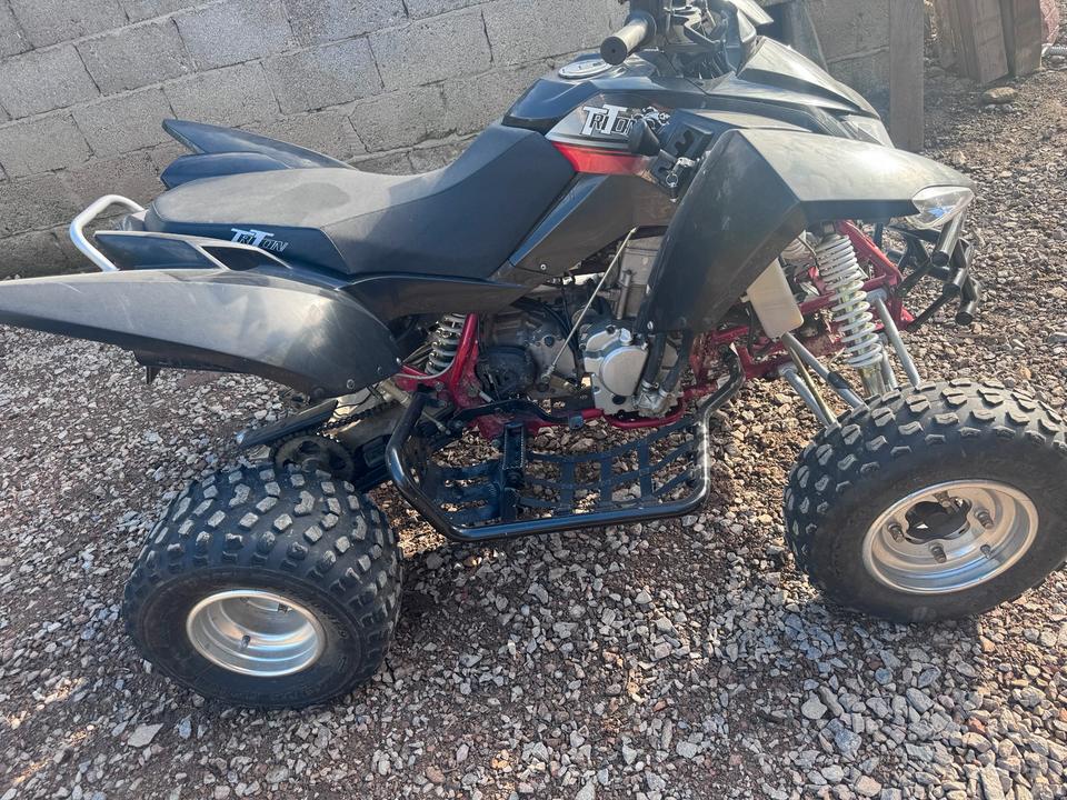 Weitere Motorräder Accra Triton 300 2011 — photo 5