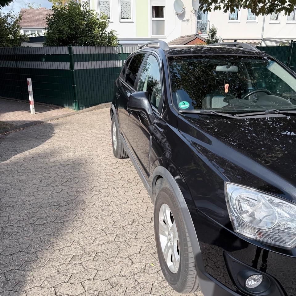 Opel Antara 2015 — interior