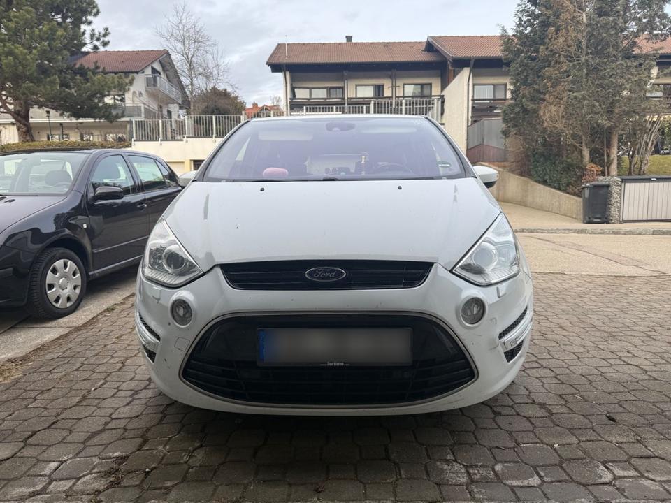 Ford S-Max 2014 — rear view