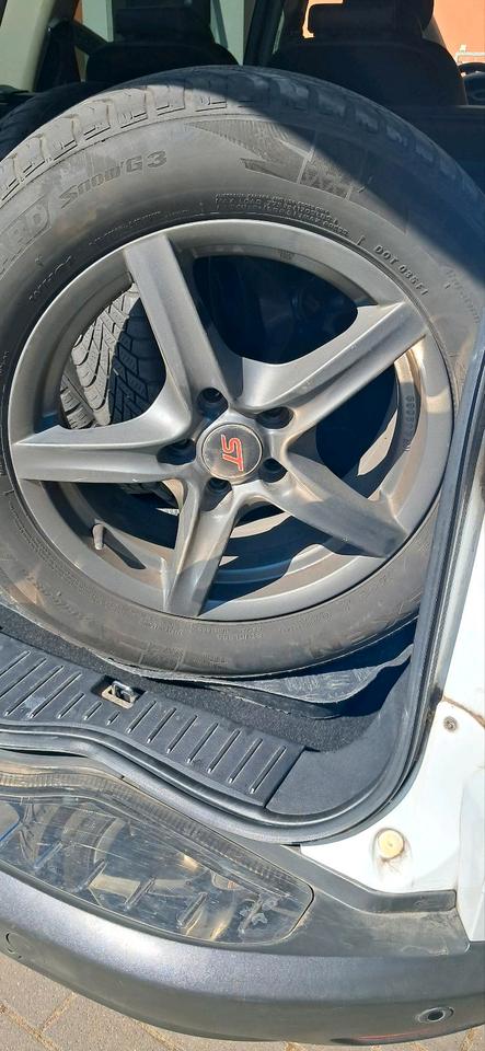 Ford S-Max 2010 — photo 12