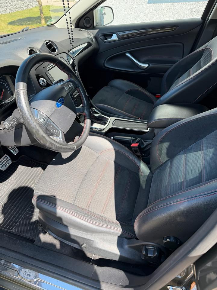 Ford Mondeo 2013 — photo 12