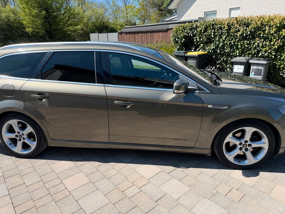 Ford Mondeo 2013 — engine