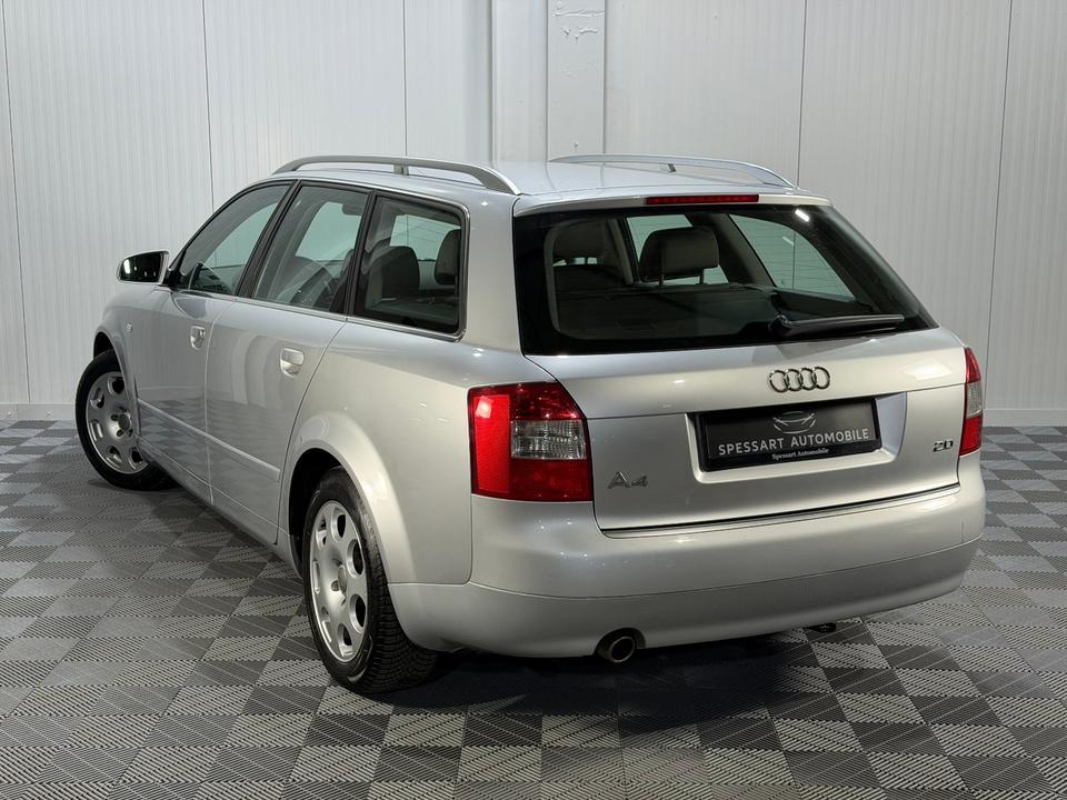 Audi A4 2004 — engine