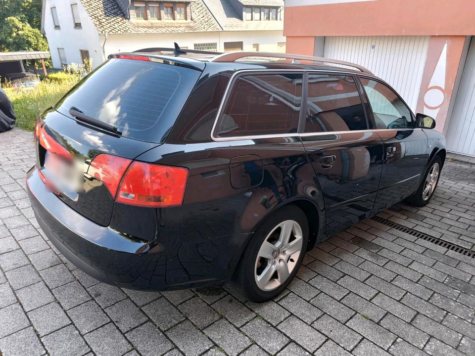 Audi A4 2005 — interior