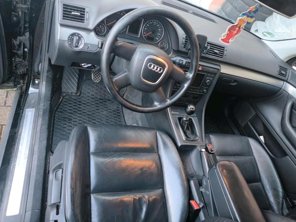 Audi A4 2005 — photo 6