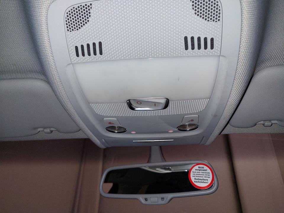 Audi A4 2015 — photo 13
