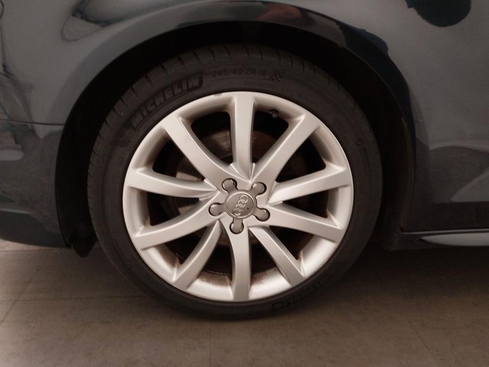 Audi A4 2015 — photo 8
