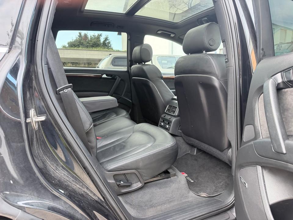 Audi Q7 2009 — photo 13