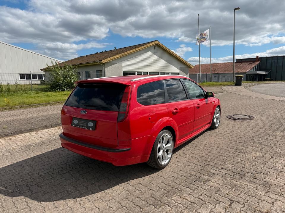 Ford Focus 2006 — photo 6