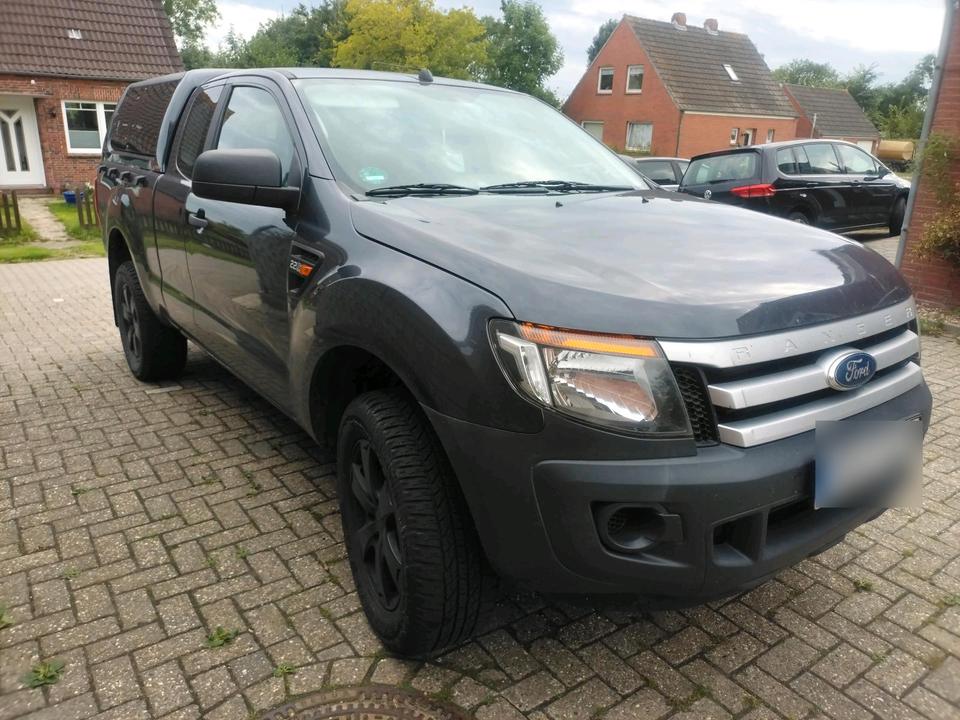 Ford Ranger 2015 — вигляд ззаду