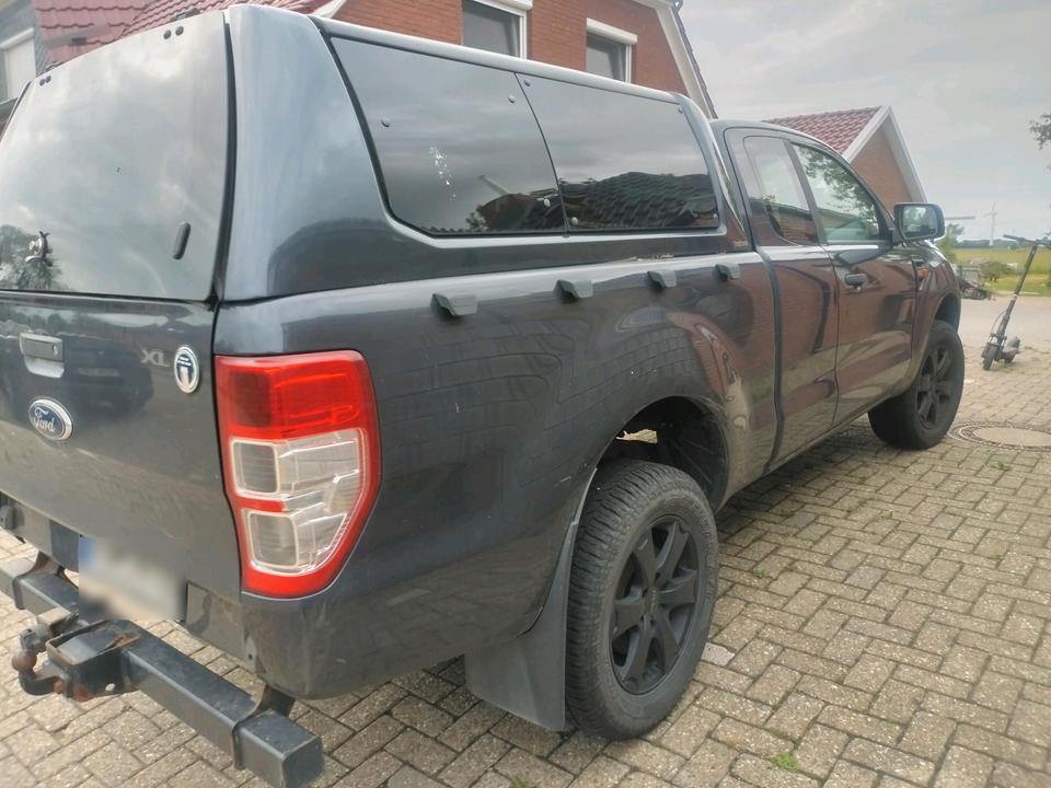 Ford Ranger 2015 — салон