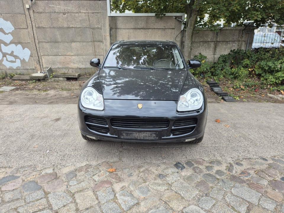 Porsche Cayenne 2004 — photo 10