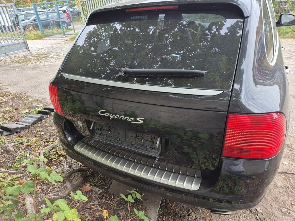 Porsche Cayenne 2004 — photo 13
