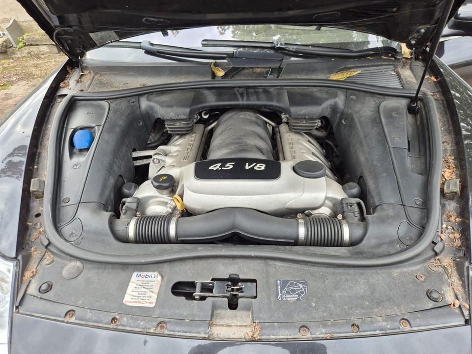 Porsche Cayenne 2004 — photo 6