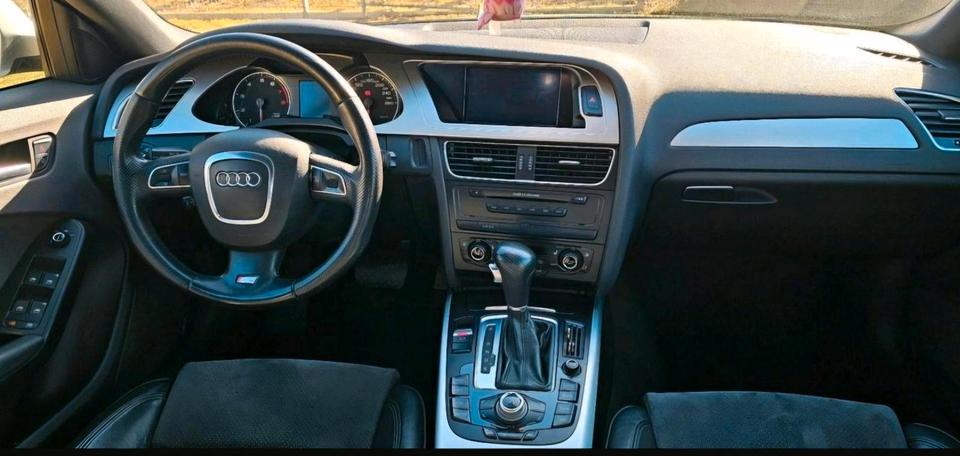 Audi A4 2009 — photo 15