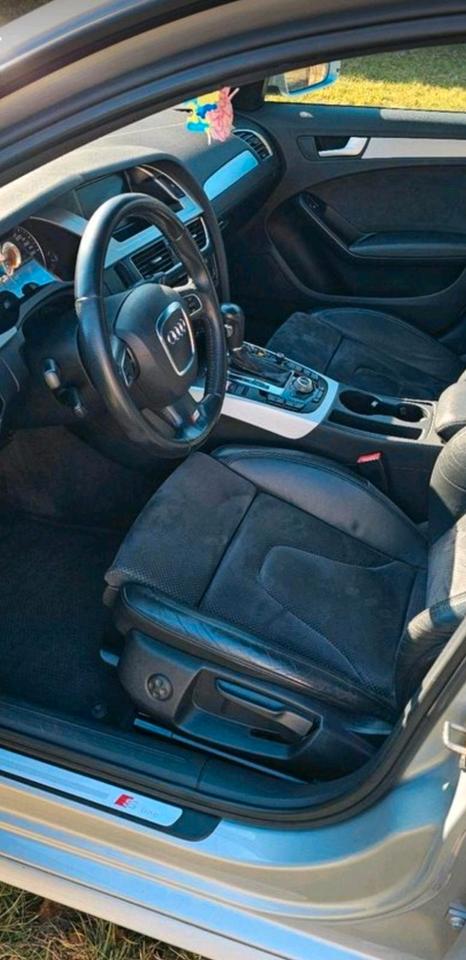 Audi A4 2009 — photo 20