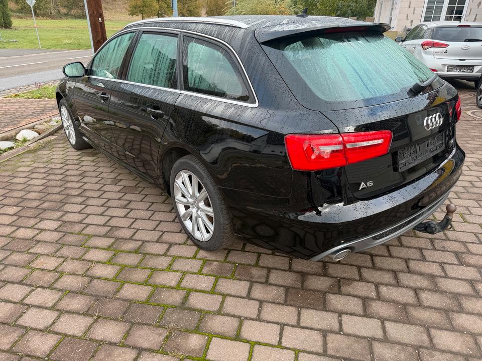 Audi A6 2013 — салон