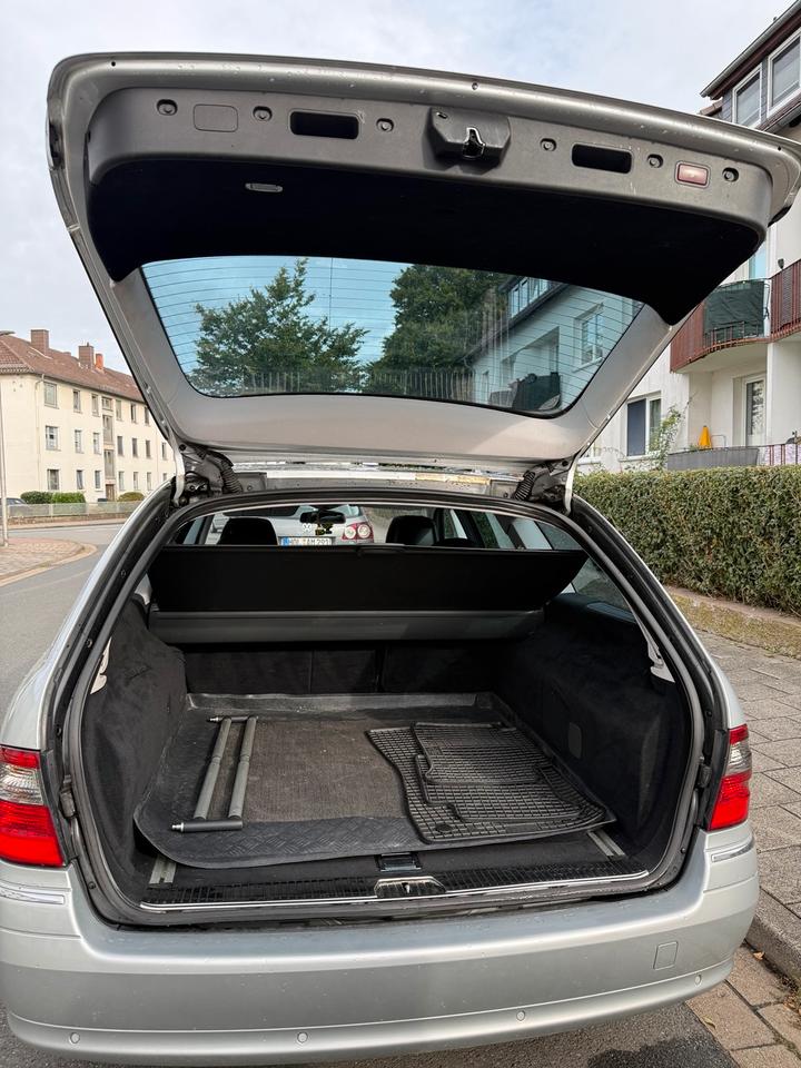 Mercedes Benz E 350 2006 — photo 16