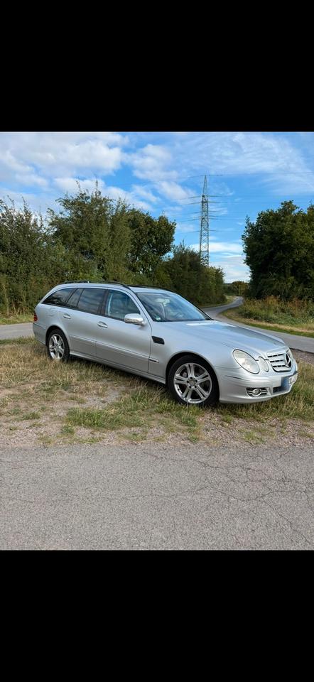 Mercedes Benz E 350 2006 — rear view